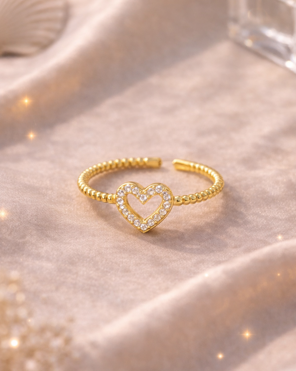 Anillo Corazón Ajustable – Acero Inoxidable Quirúrgico (Dorado)