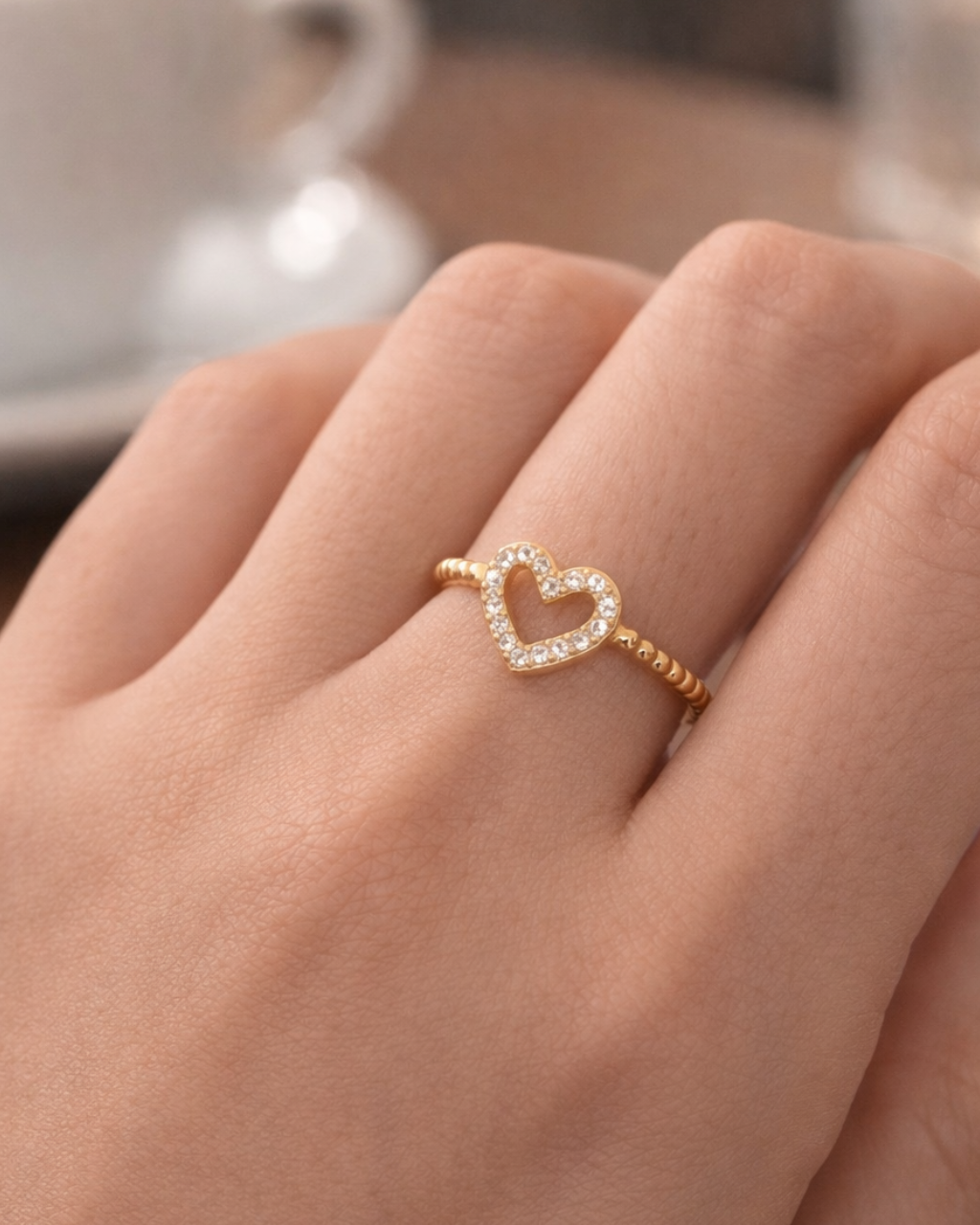 Anillo Corazón Ajustable – Acero Inoxidable Quirúrgico (Dorado)