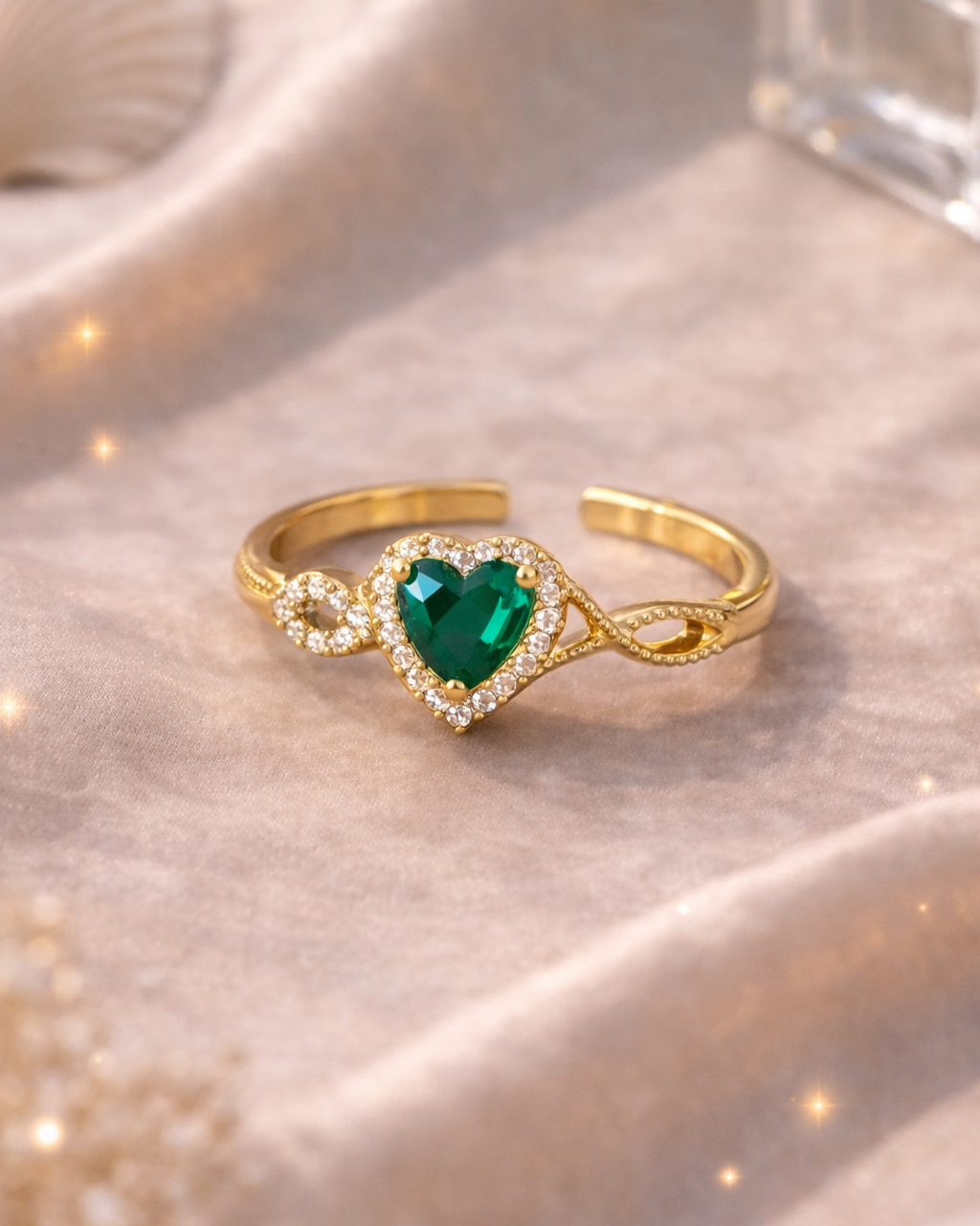 Anillo Corazón Esmeralda Ajustable – Acero Inoxidable Quirúrgico